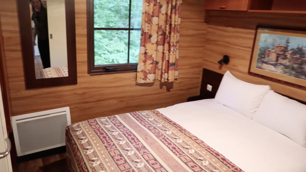 Master bedroom Davy Crockett Ranch